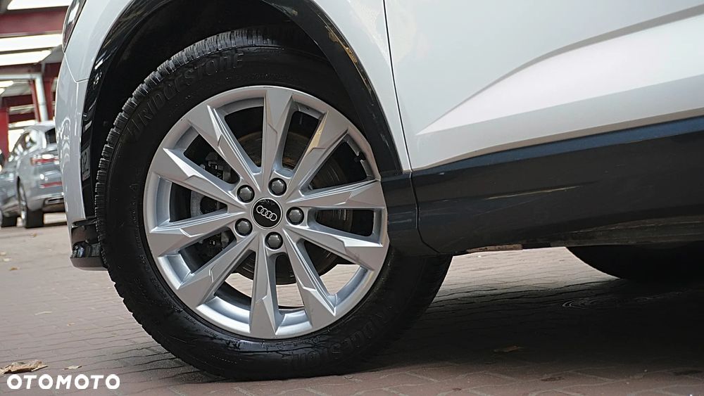 Audi Q3 Sportback - 13