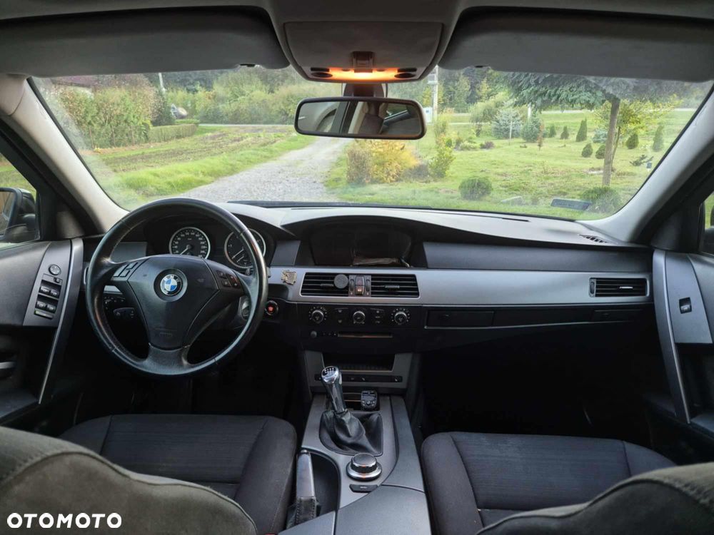 BMW Seria 5 520d - 20