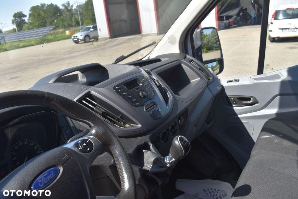 Ford Transit - 17