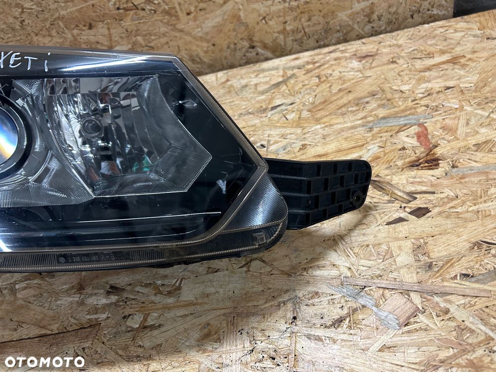 Skoda Yeti I lift lampa prawa lewa przednia bi-xenon led 5L1941016C 5L0941015C 2013-2016 Yeti II - 3