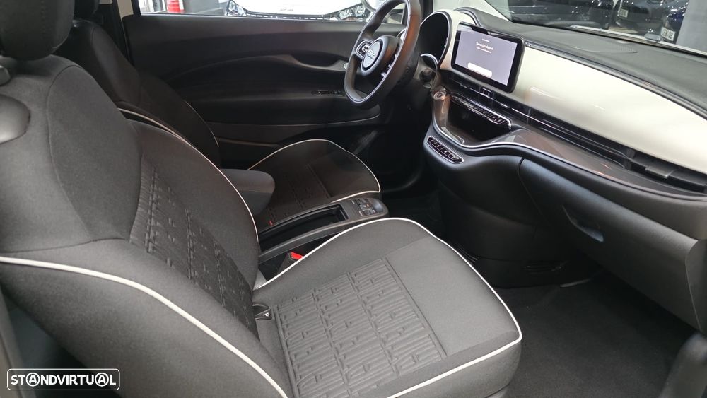 Fiat 500e 42kWh ICON - 16