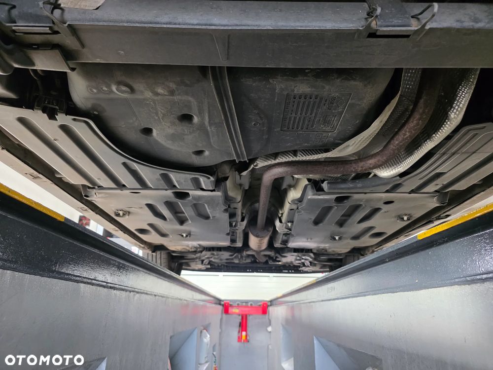 Citroën C3 Pure Tech 110 S&S EAT6 SHINE PACK - 30