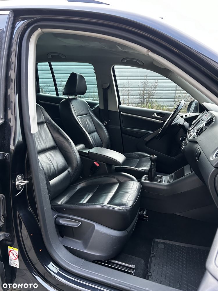 Volkswagen Tiguan - 8