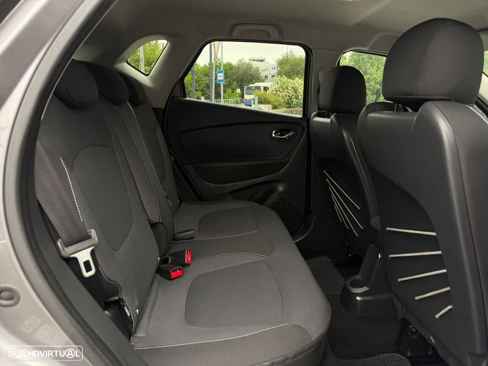 Renault Captur 1.5 dCi Exclusive - 37