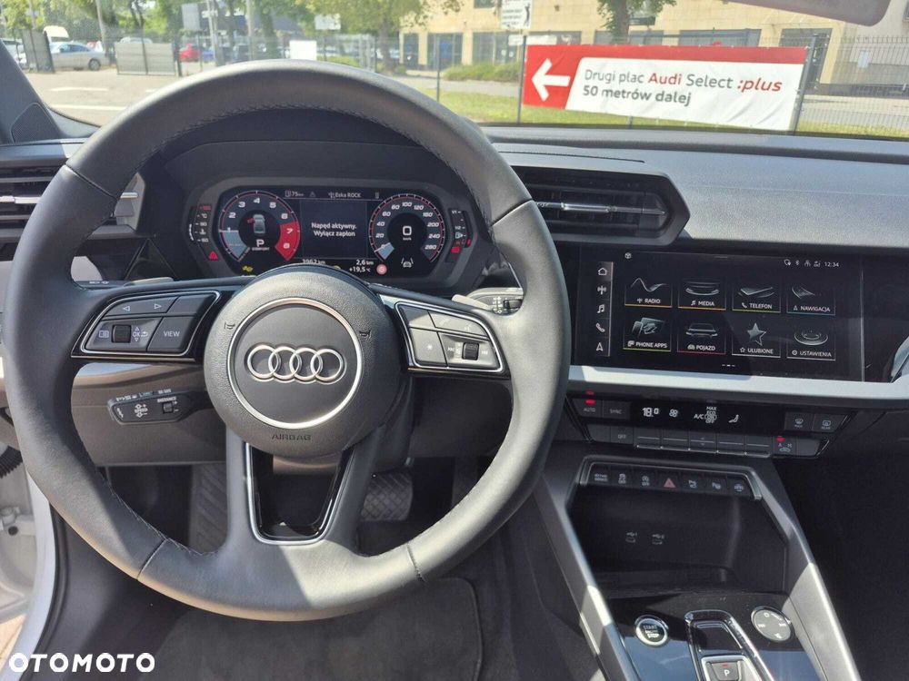 Audi A3 Limousine 30 TFSI mHEV Advanced S tronic - 17