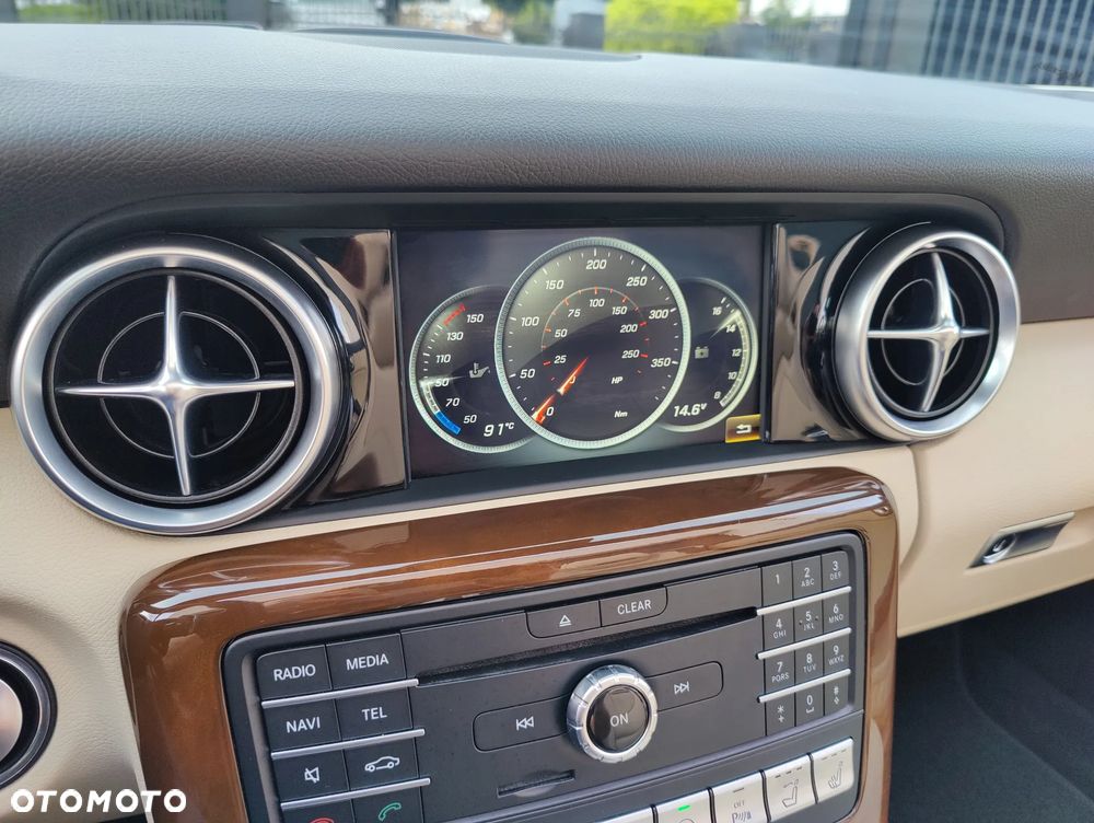 Mercedes-Benz SLC 300 9G-TRONIC - 23