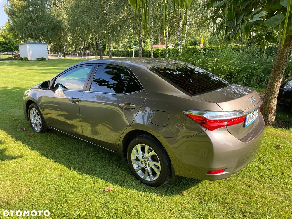 Toyota Corolla 1.6 Comfort - 13