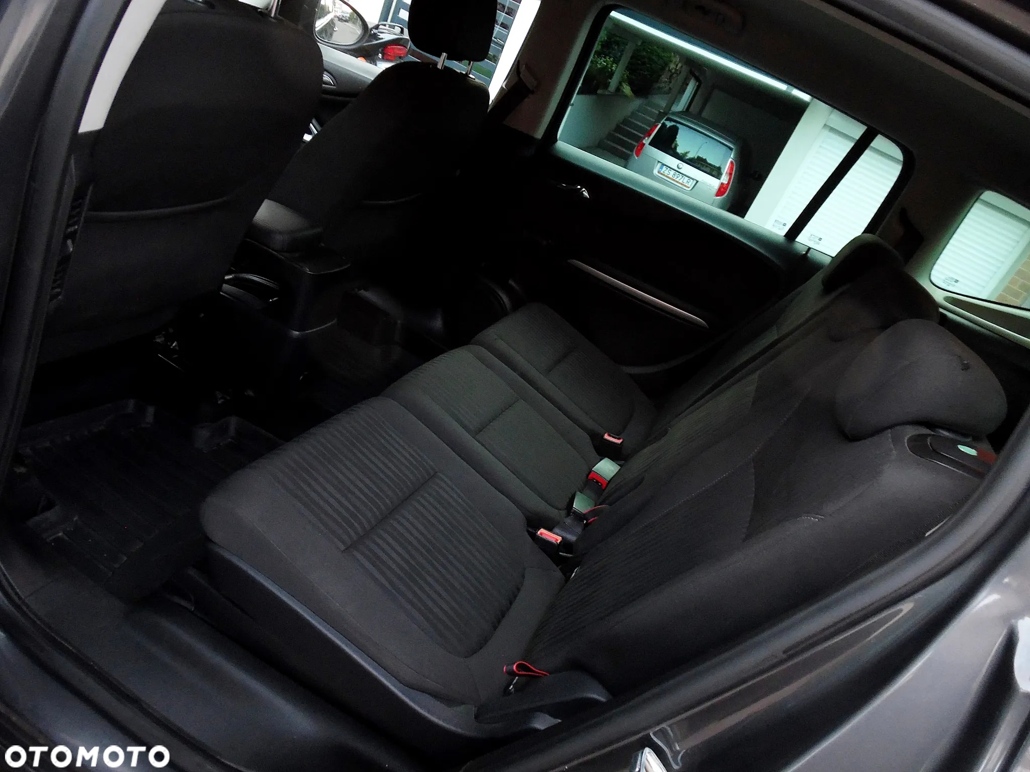 Opel Zafira - 21