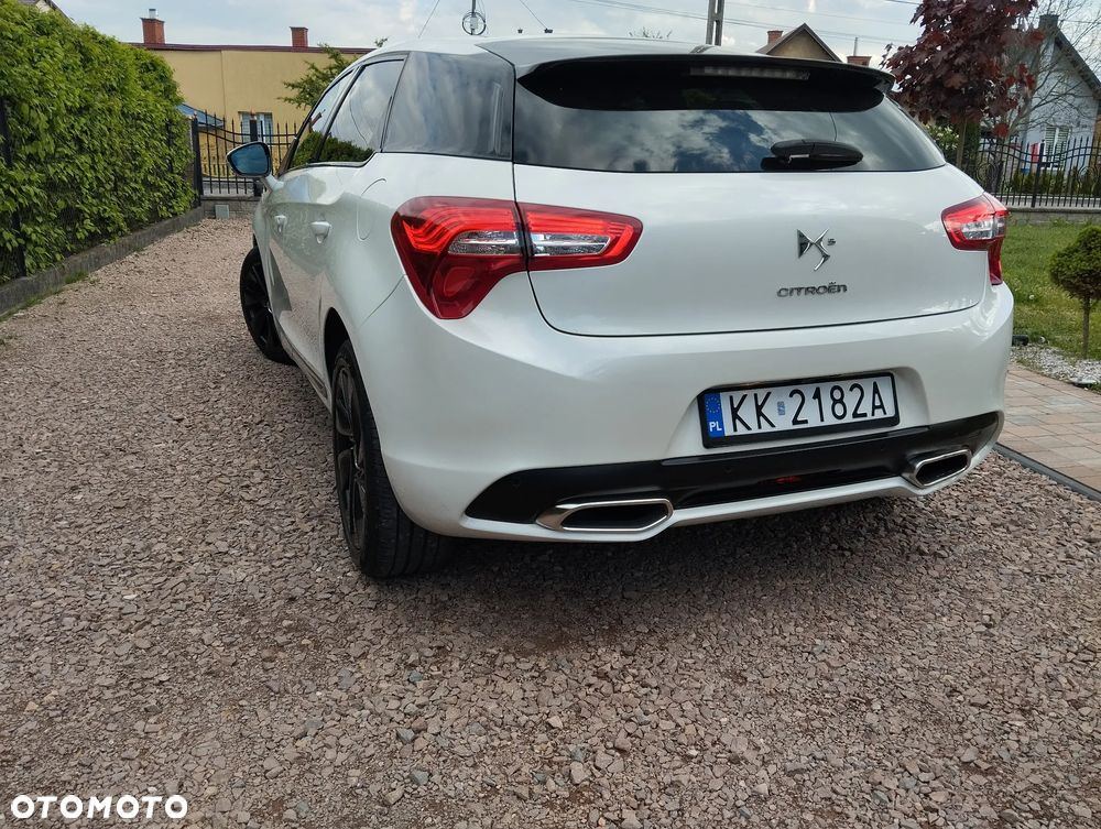 Citroën DS5 HDi 165 SoChic - 4
