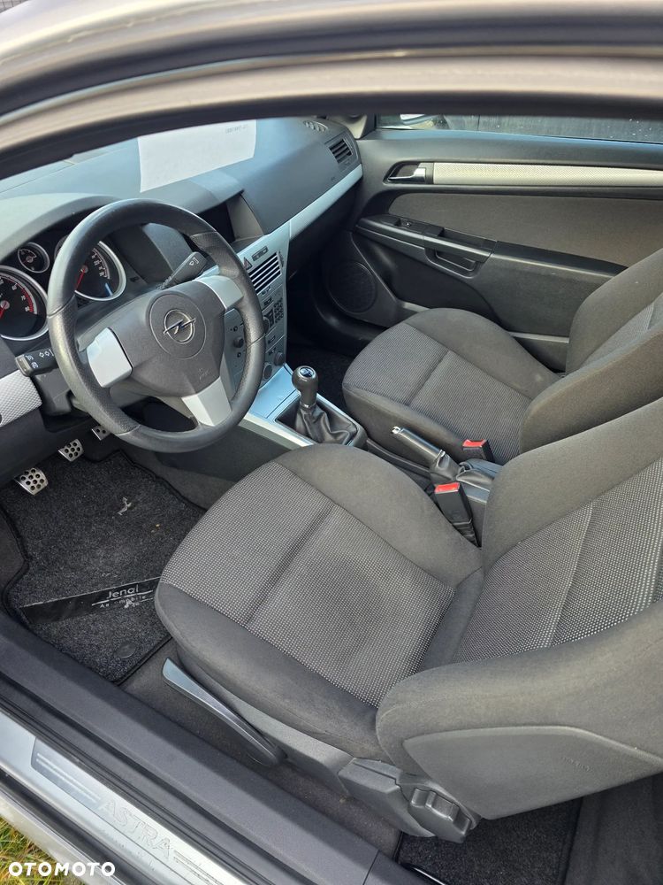 Opel Astra 1.6 NAVI - 9