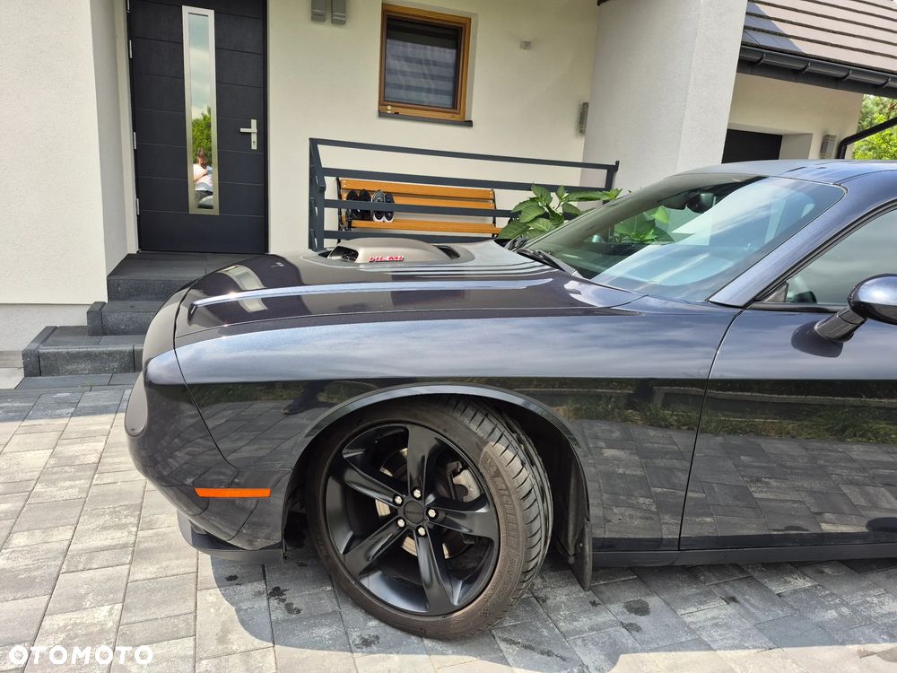 Dodge Challenger Automatik R/T Plus Shaker - 12