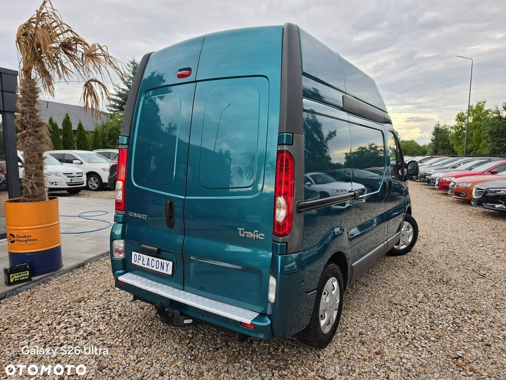 Renault Trafic - 22