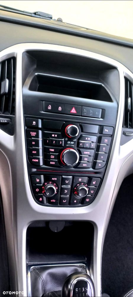 Opel Astra 1.4 Turbo Exklusiv - 7