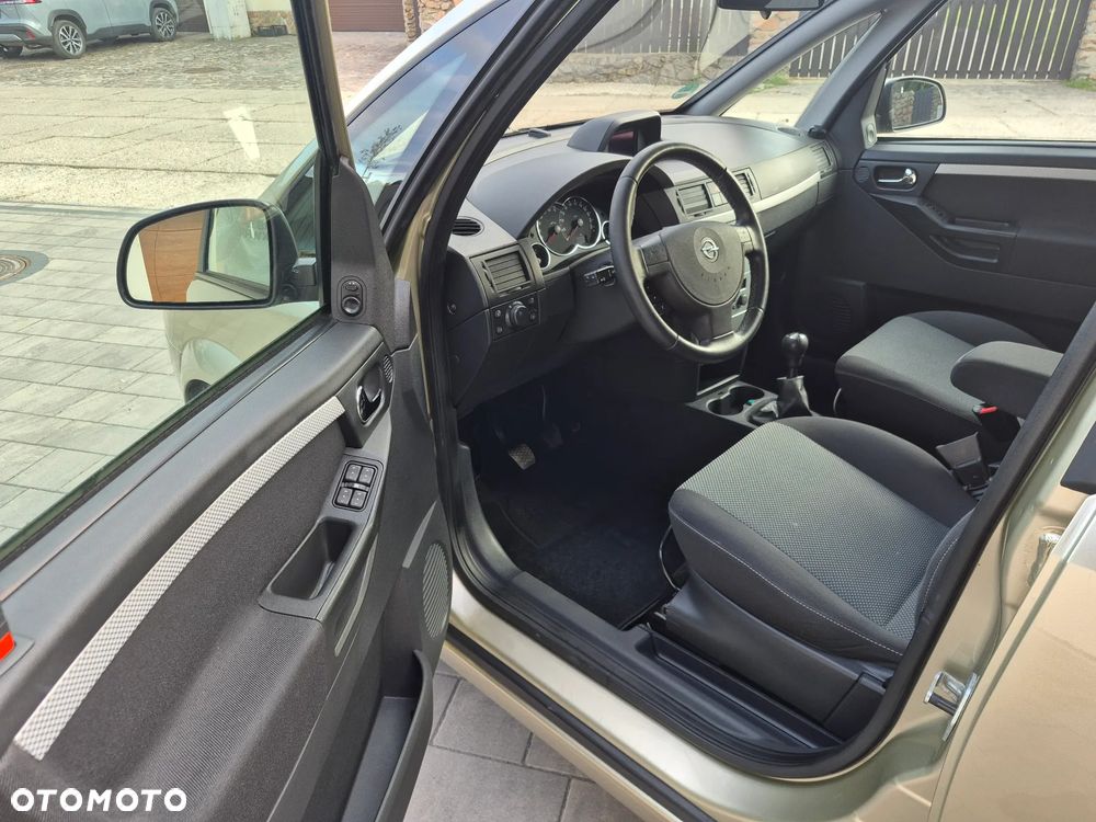 Opel Meriva 1.6 16V Cosmo - 6