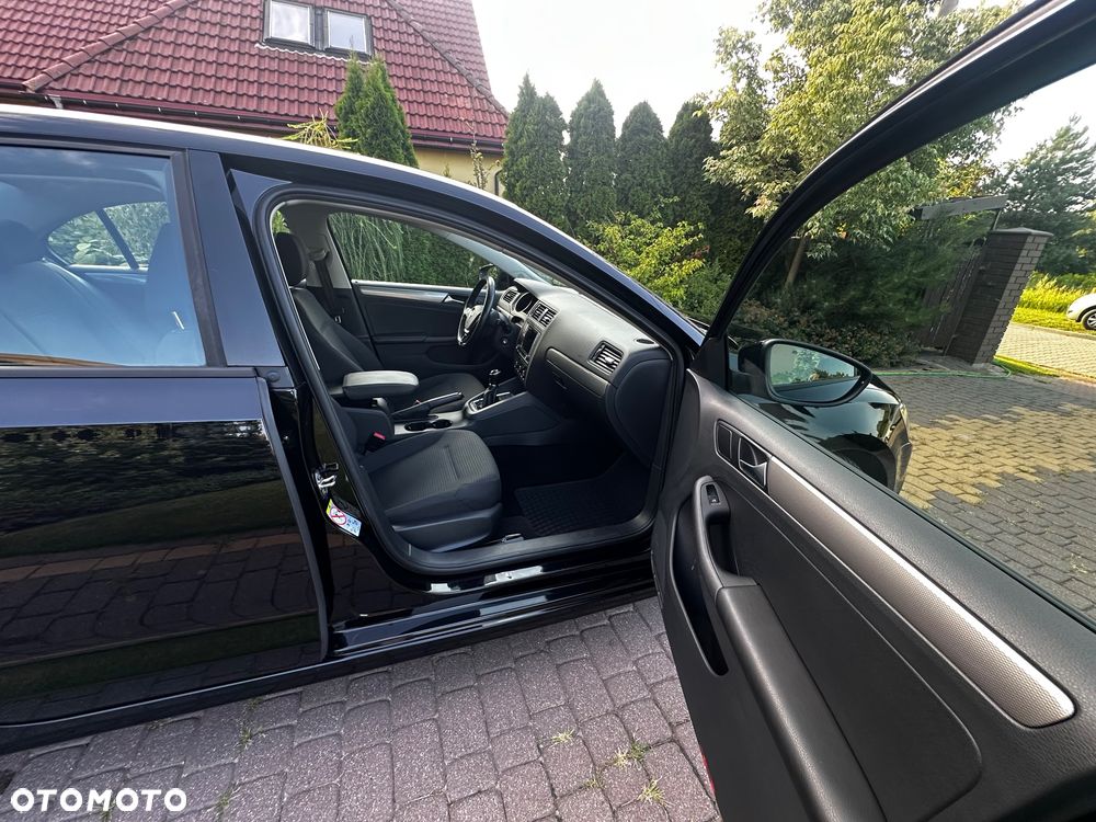 Volkswagen Jetta 2.0 TDI DPF BMT Comfortline - 11