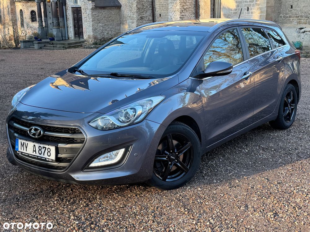 Hyundai i30 1.6 CRDI DCT Premium - 3