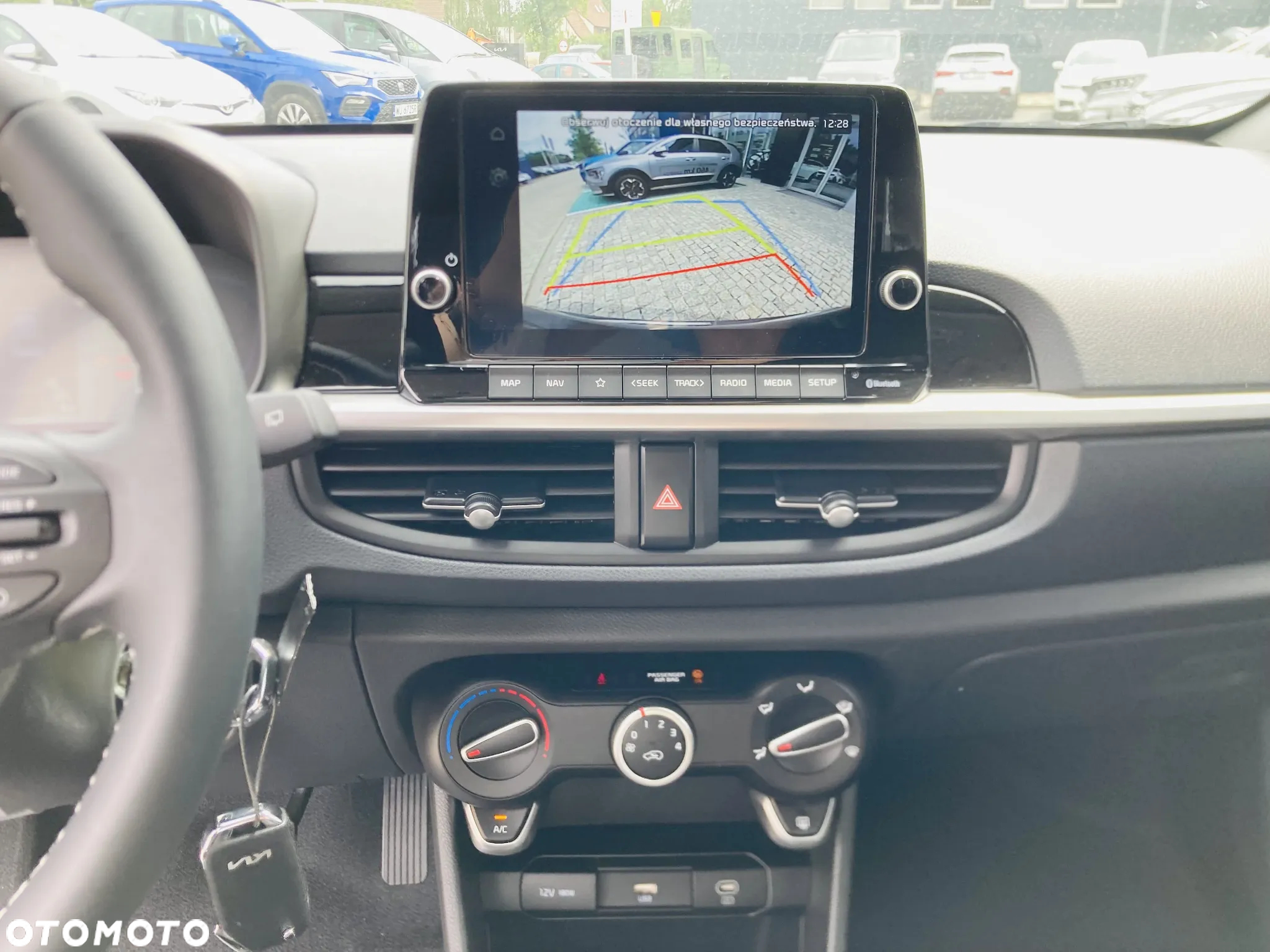 Kia Picanto 1.2 L - 6