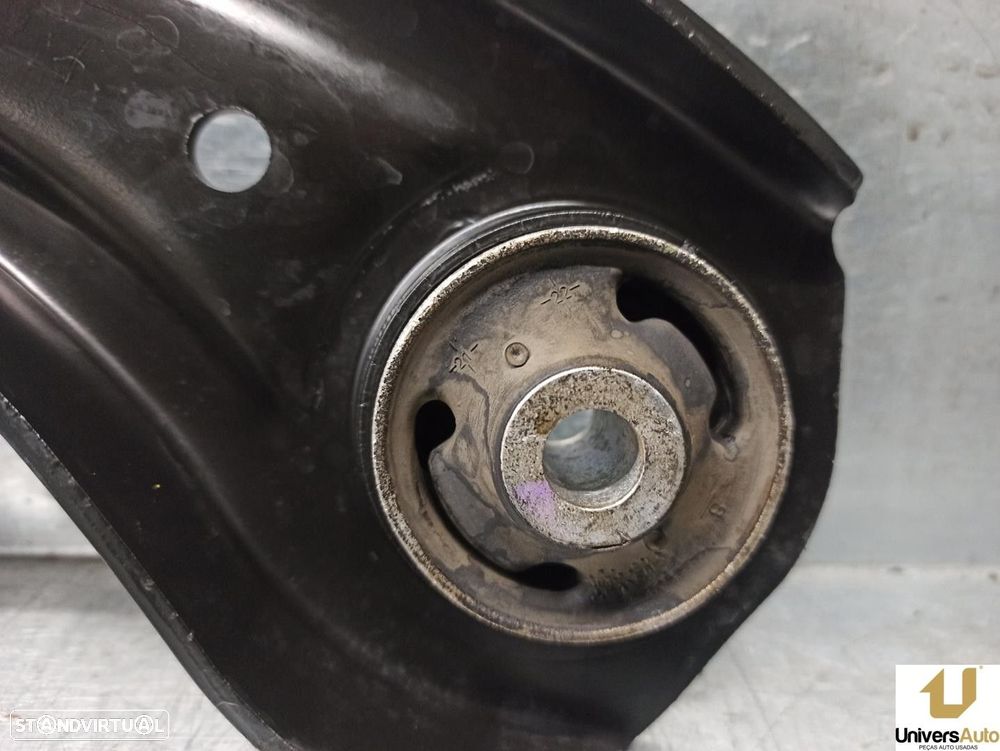 BRAÇO SUSPENSÃO INFERIOR FRONTAL DIREITO VOLKSWAGEN POLO 2008 -6Q0407151L - 2