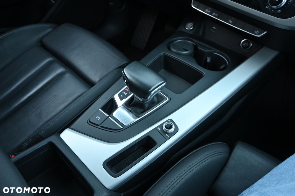 Audi A4 Avant 35 TDI S tronic - 16