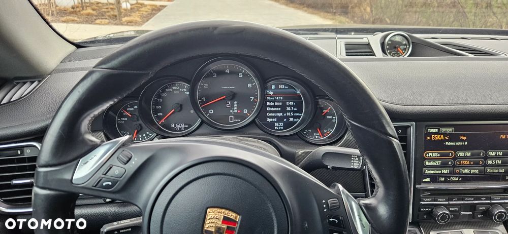 Porsche Panamera 4 - 9