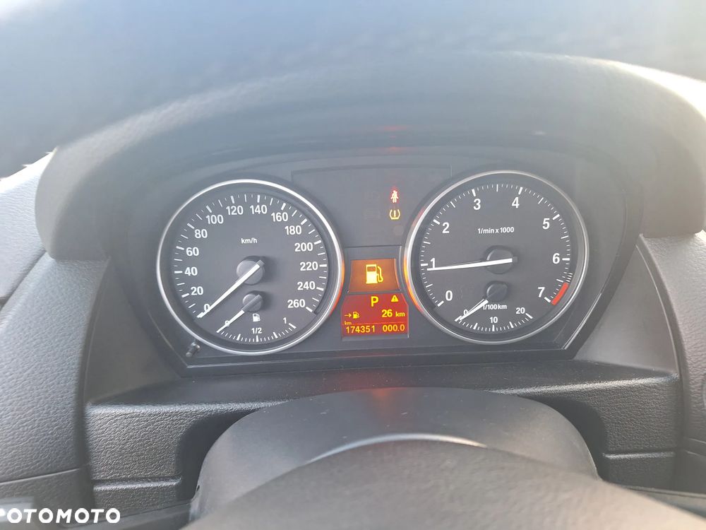 BMW X1 sDrive20i Sport Line - 27