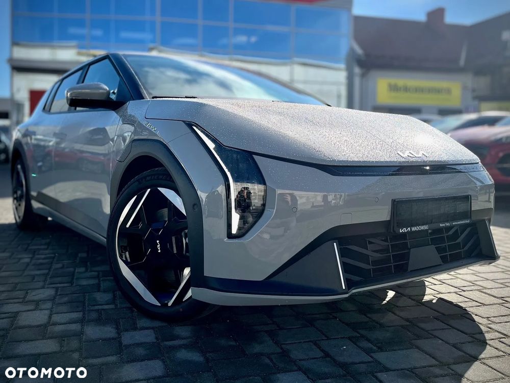 Kia EV4 - 3