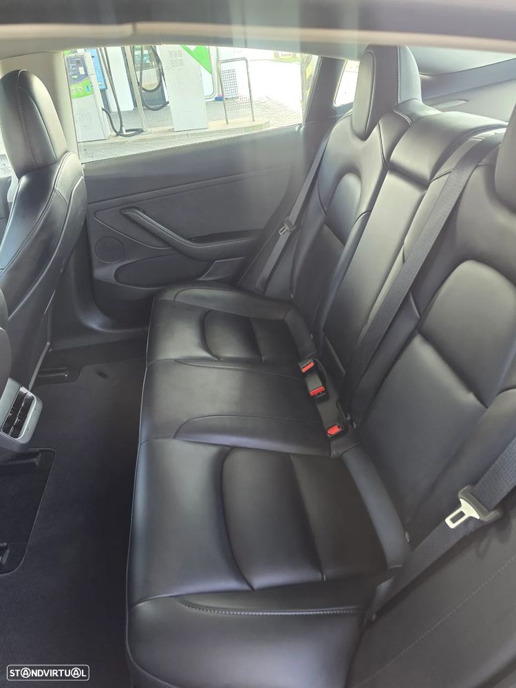 Tesla Model 3 Performance Dual Motor AWD - 11