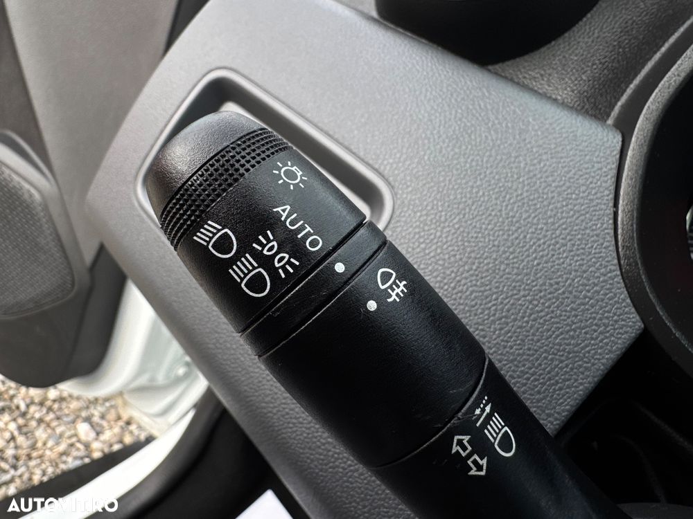 Dacia Duster 1.5 dCi 4x2 Ambiance - 21