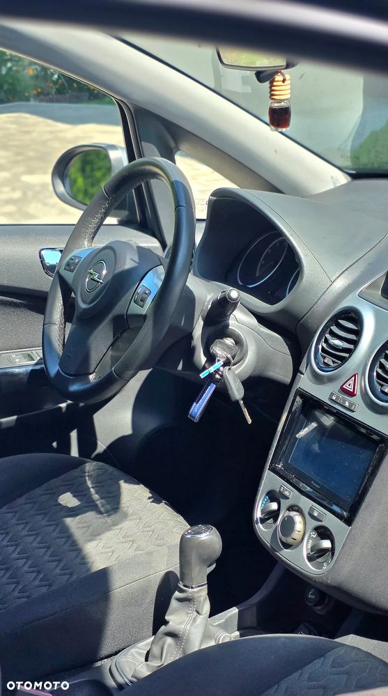 Opel Corsa - 5