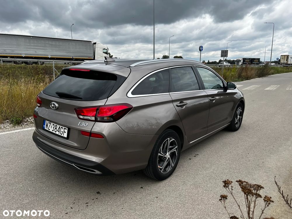 Hyundai i30 1.5 T-GDI 48V Smart - 7