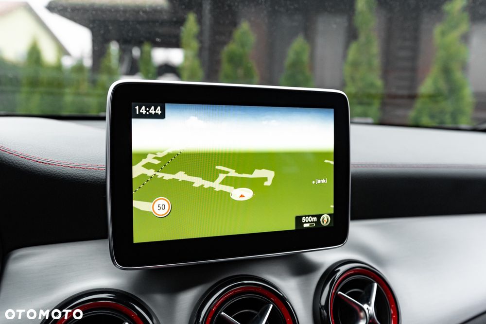 Mercedes-Benz CLA AMG 45 4Matic 7G-DCT - 35