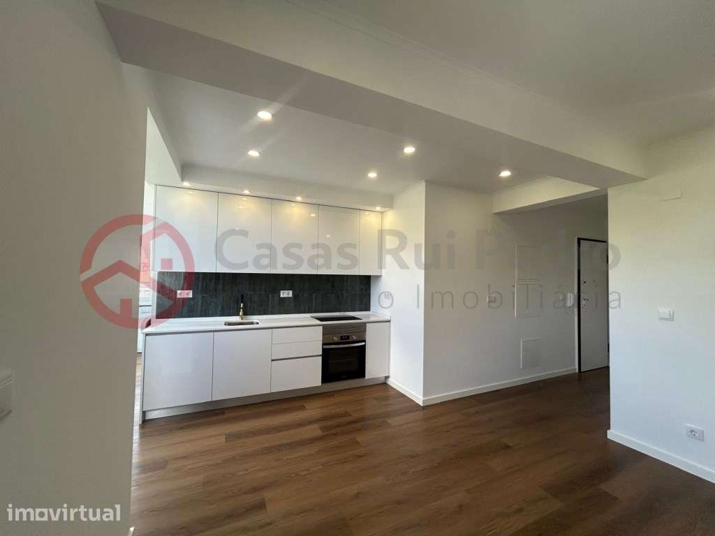 Apartamento T2 remodelado, na Reboleira, Amadora - Grande imagem: 2/34