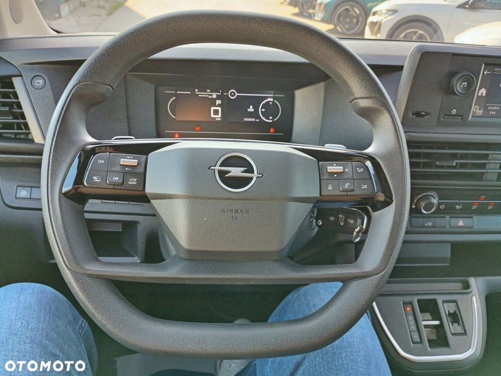 Opel Vivaro - 20