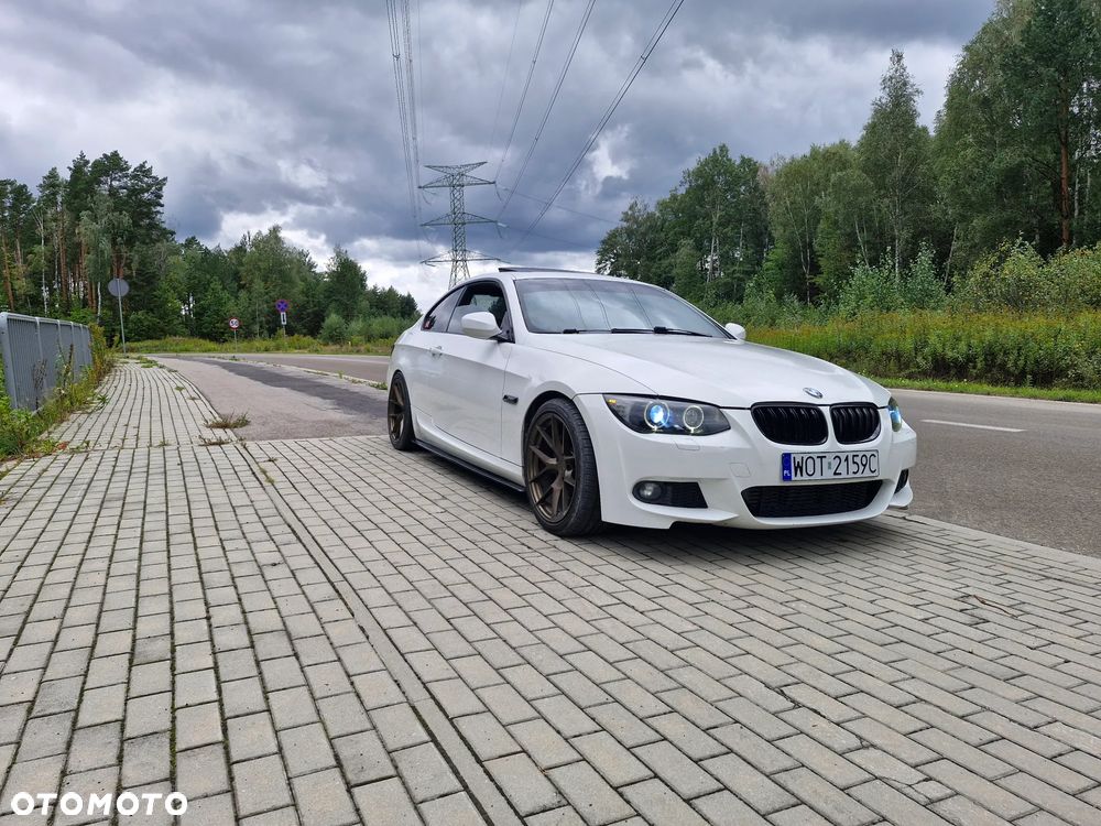 BMW Seria 3 335i - 1