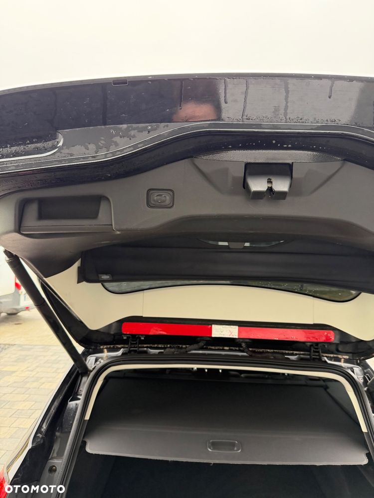 Ford Mondeo 2.0 TDCi Titanium PowerShift - 24