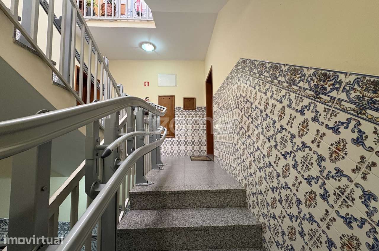 Apartamento T2 Renovado em Lodares - Grande imagem: 4/36