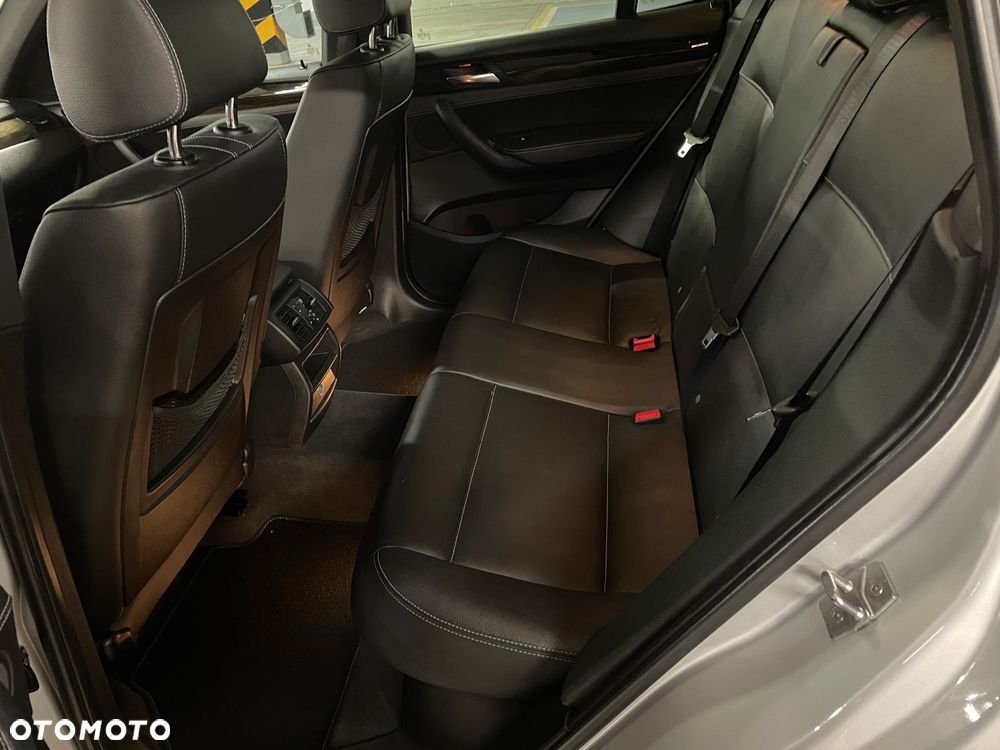BMW X3 28i xDrive - 11