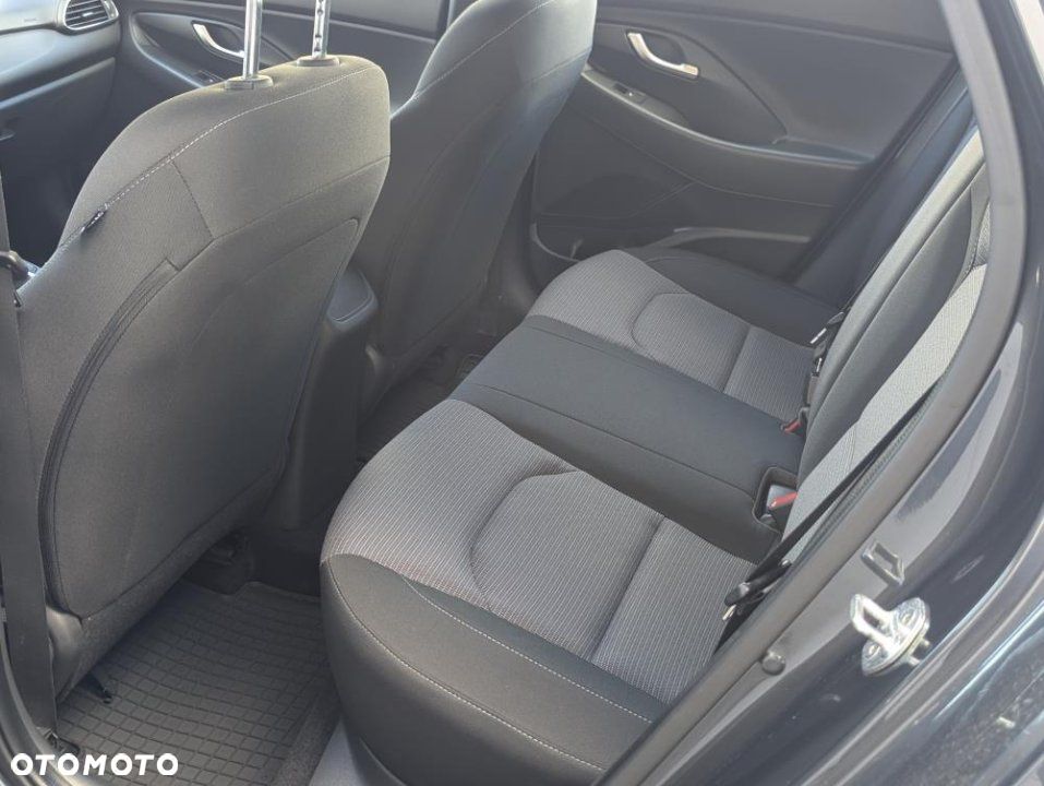 Hyundai i30 - 19