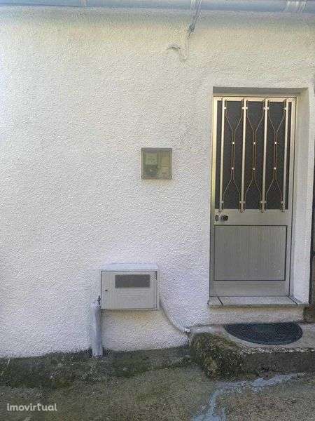 Moradia T2 pronta a habitar - Grande imagem: 2/10