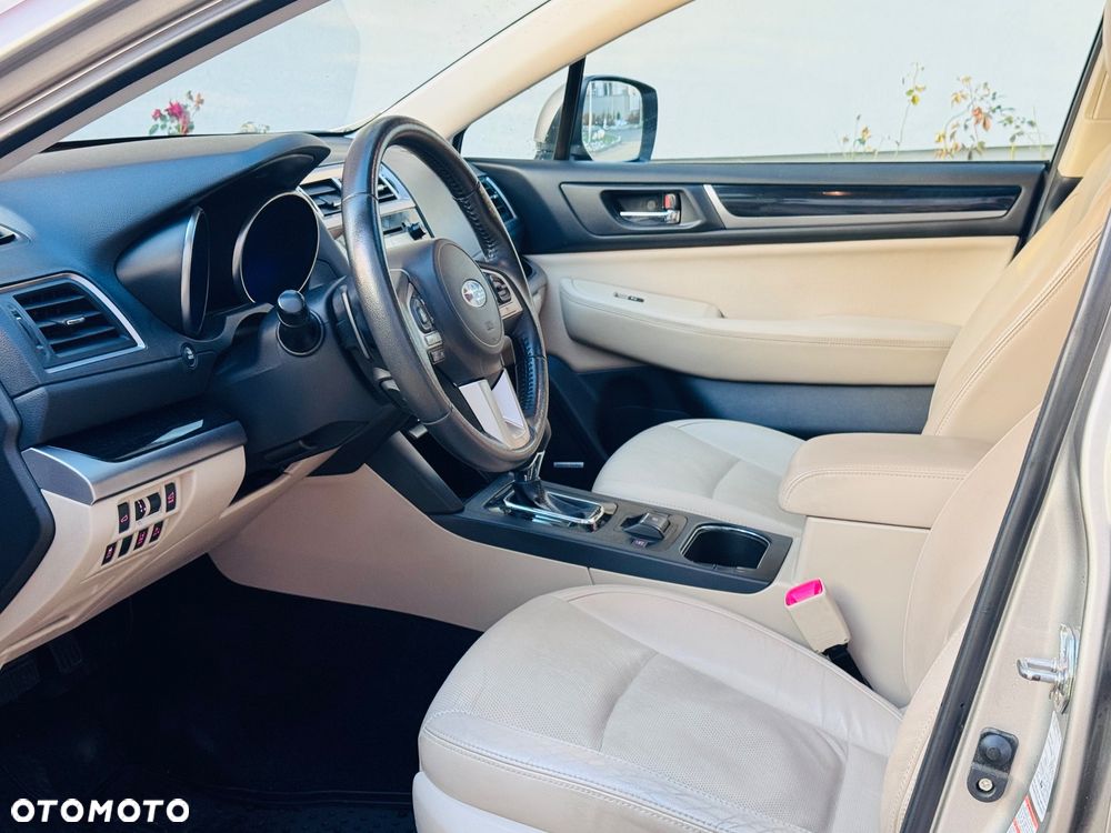 Subaru Outback 2.0D Exclusive Lineartronic - 24