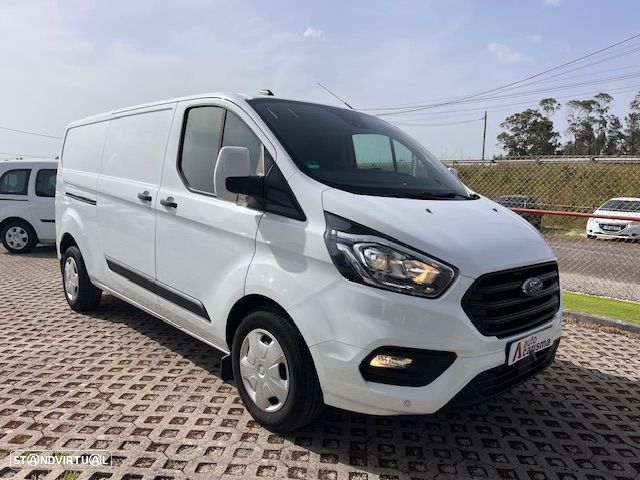 Ford TRANSIT CUSTOM LONGA 130cv - 4