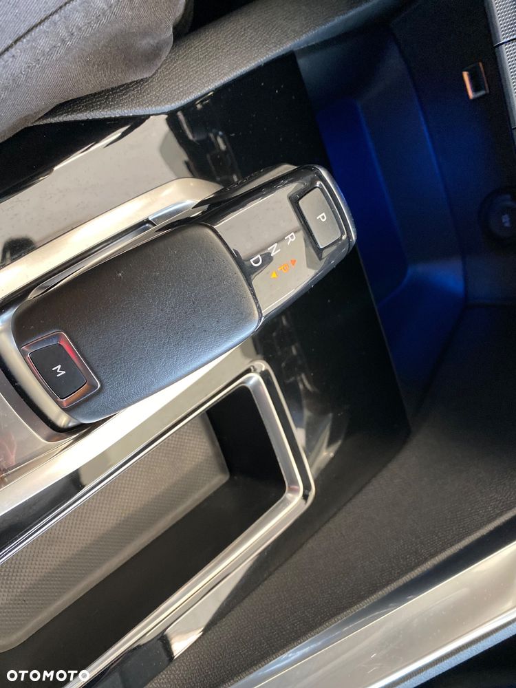 Peugeot 5008 2.0 BlueHDI GT S&S EAT6 - 32