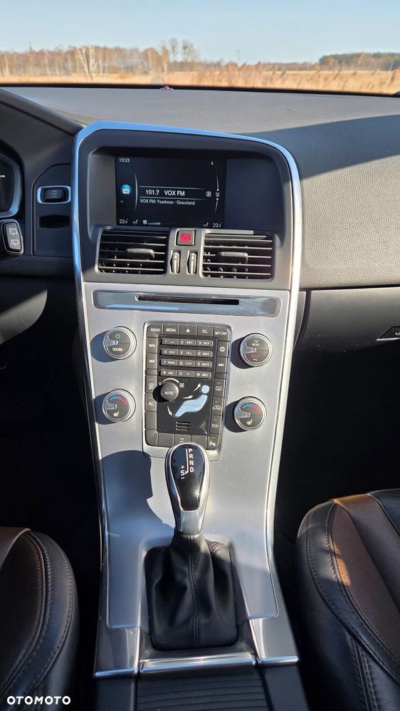 Volvo XC 60 D4 Drive-E Summum - 5