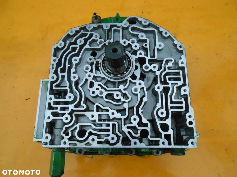 Obudowa skrzyni AutoQuad John Deere 6930 Premium