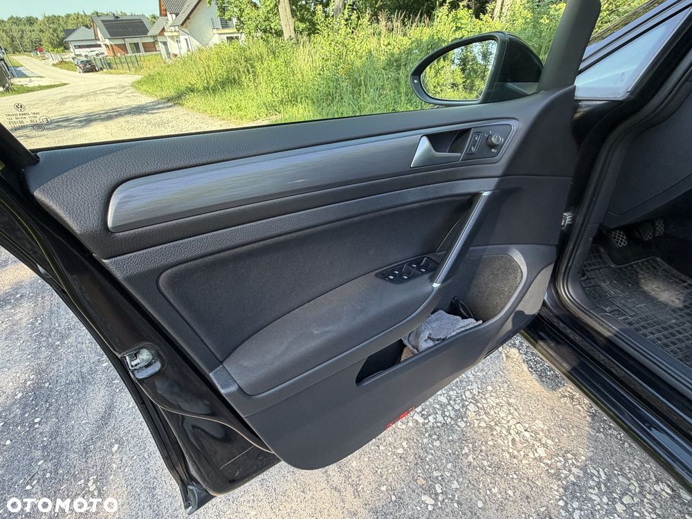 Volkswagen Golf 1.4 TSI BMT Comfortline - 11