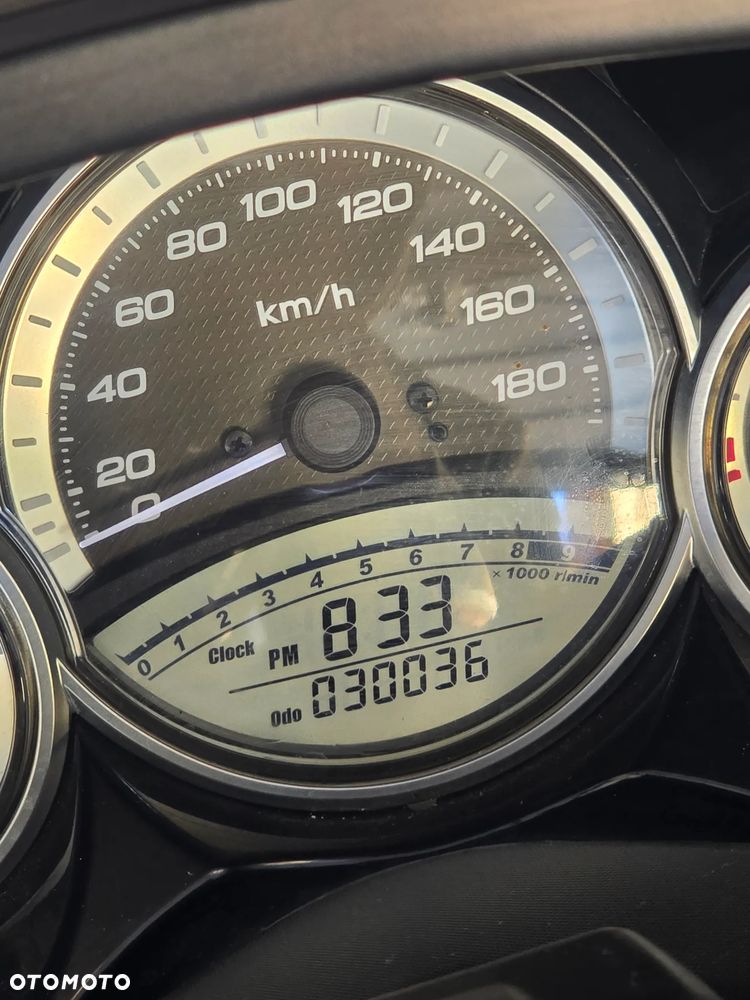 Yamaha Tmax - 6