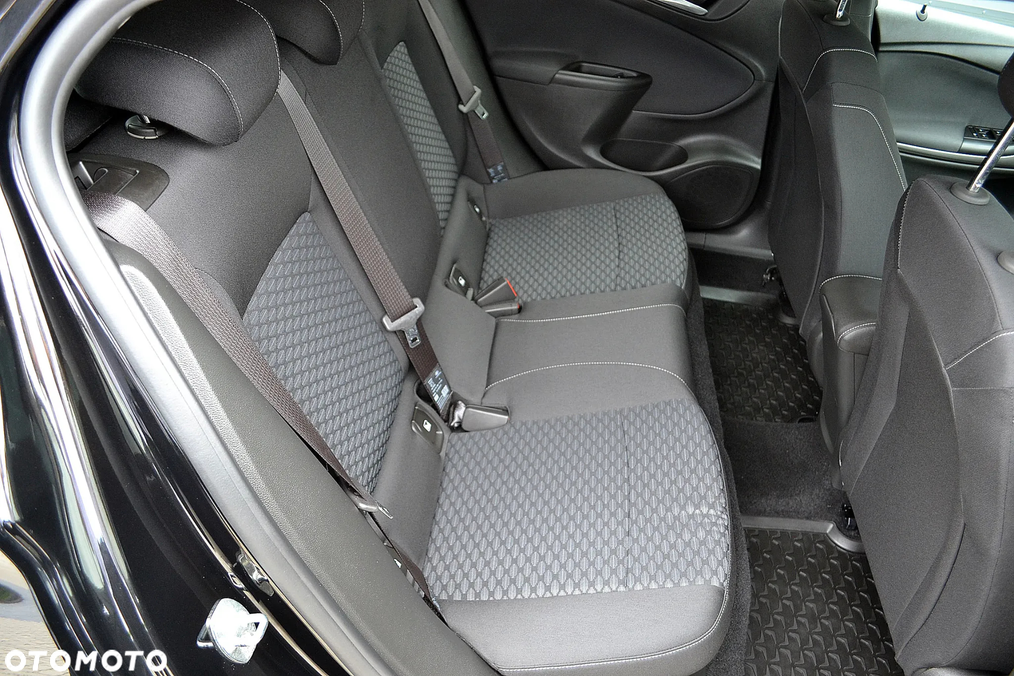 Opel Astra V 1.4 T 2020 S&S - 16