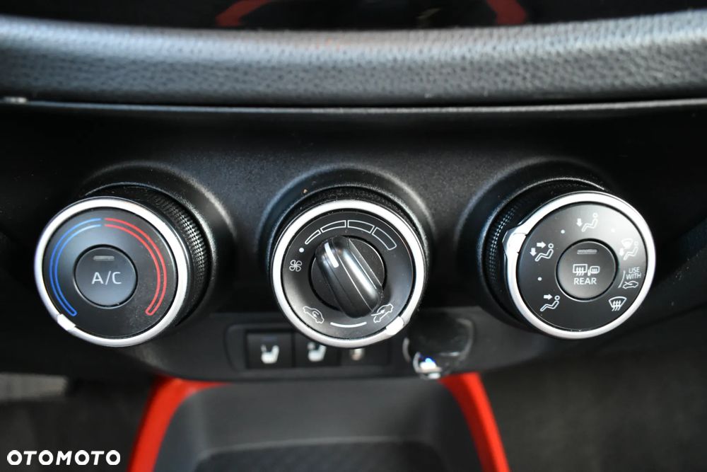 Toyota Aygo x.shift x-play connect - 16