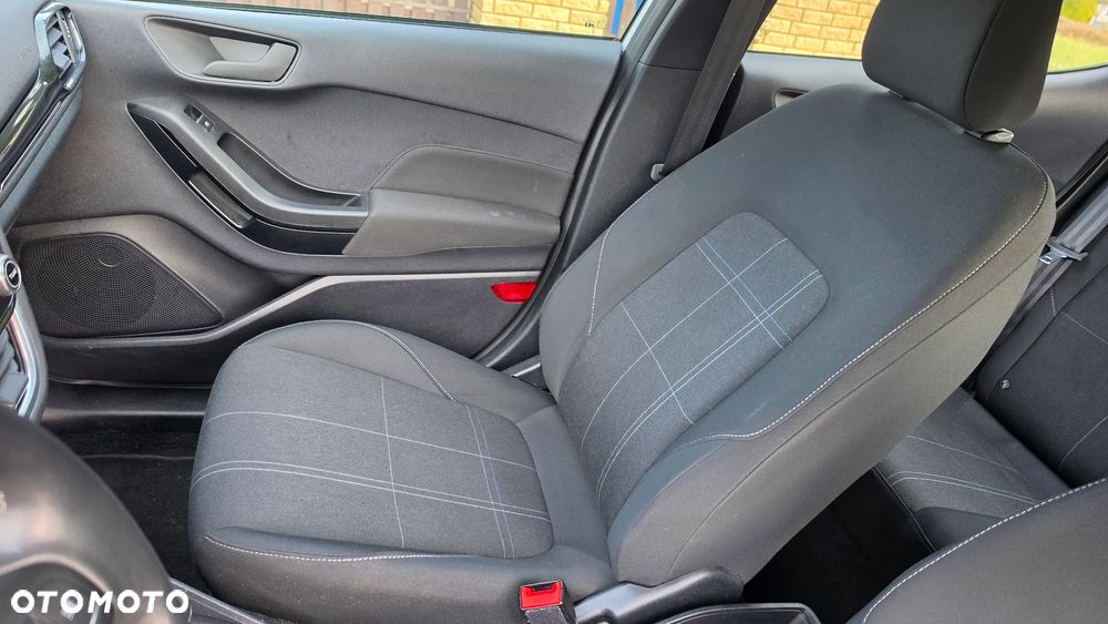 Ford Fiesta 1.1 S&S COOL&CONNECT - 17