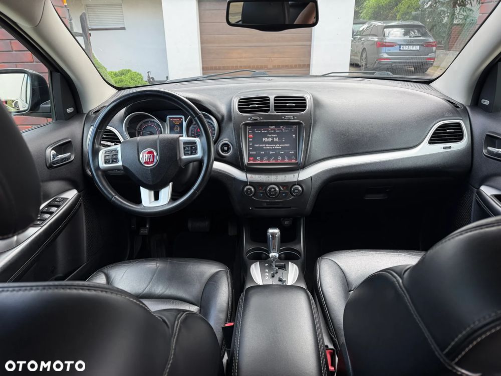 Fiat Freemont 2.0 Multijet Black Code AWD - 26